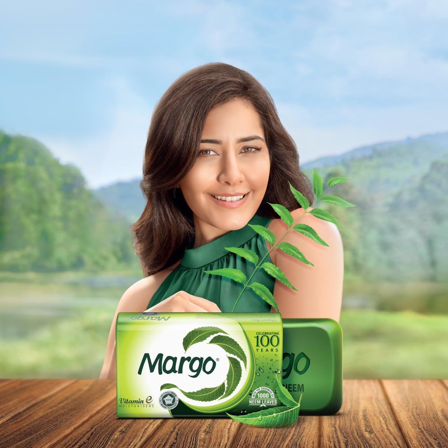 Margo Original Neem Soap 75g X 4, 300 gram | With Goodness of 1000 Neem Leaves | Infused with Vitamin E for moisturising